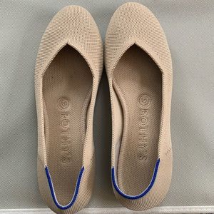 Rothy’s Classic flat in Ecru